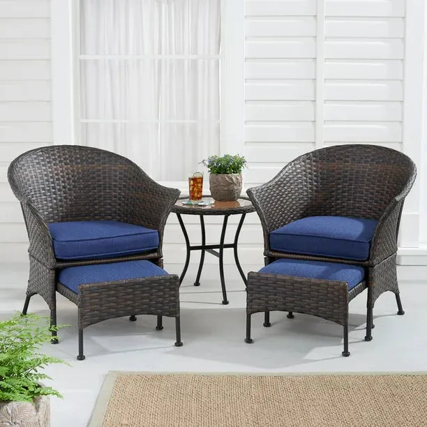 5-Piece Outdoor Wicker Patio Furniture Set