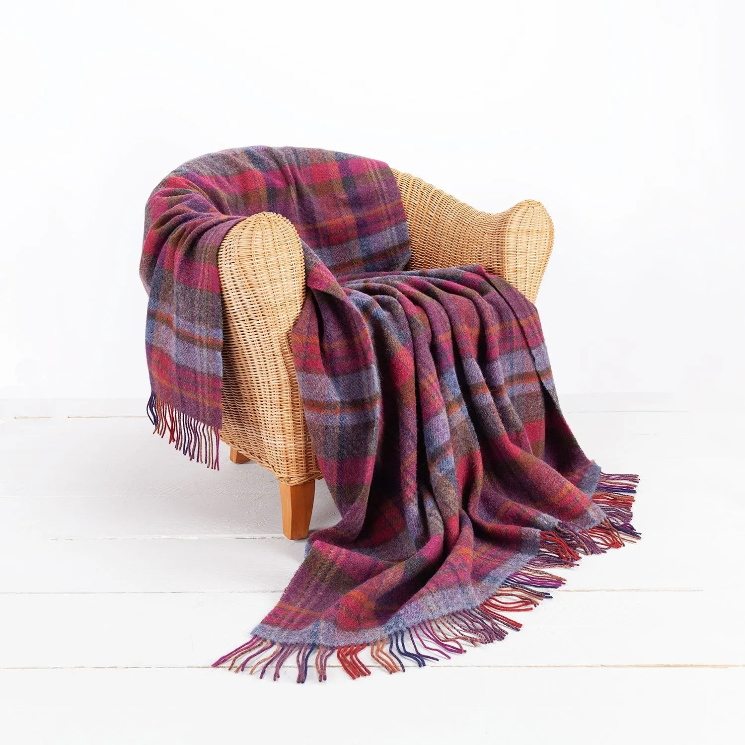 English Country Woollen Throw Bramble