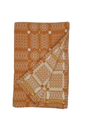 KNOT GARDEN Melin Tregwynt Wool Throw (Cwrel)